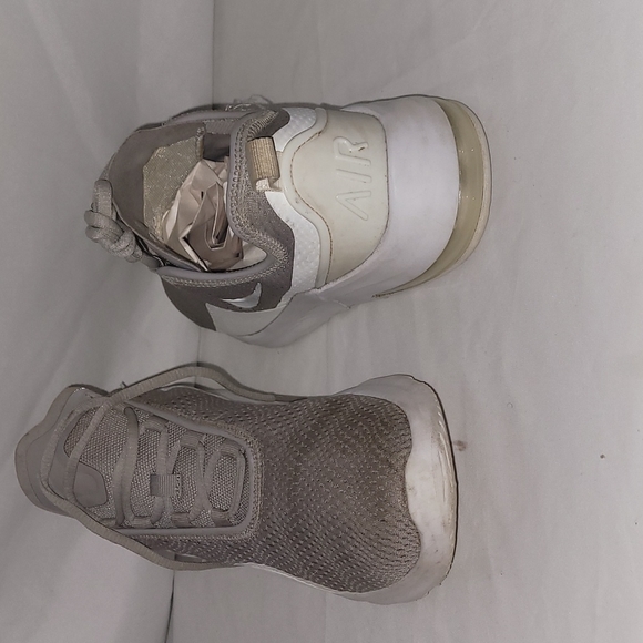 Women's Nike - Picture 4 of 5